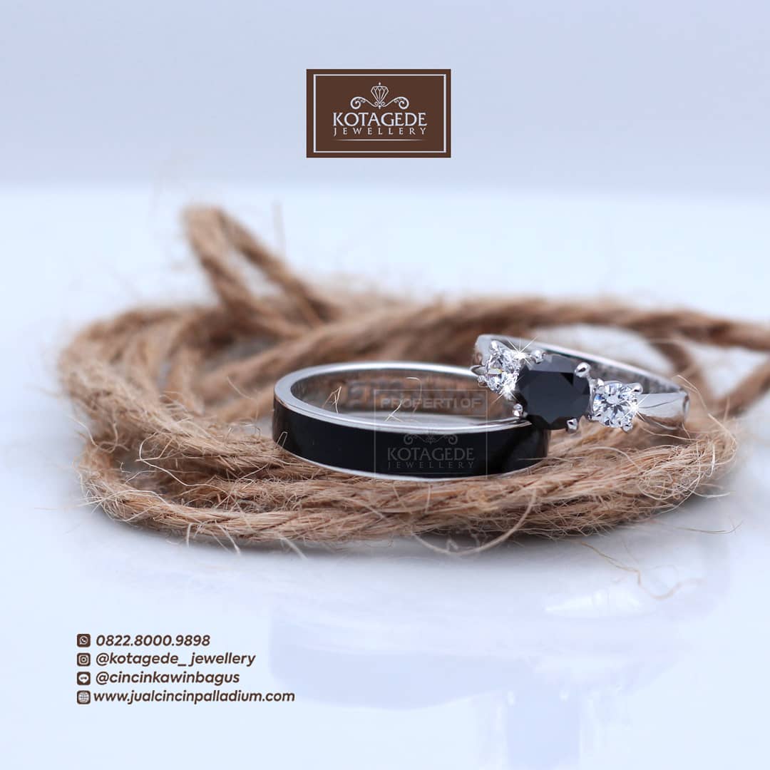  Cincin  Tunangan  Bandung FREE Box Kayu  Berlian Eropa 